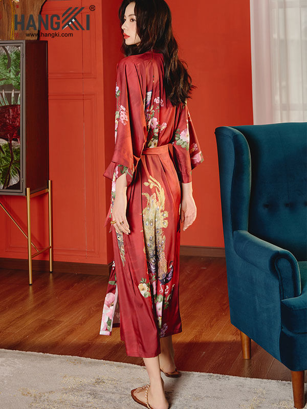 áo khoác ngủ lụa