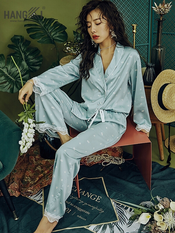 DD221 – Đồ Bộ Phi Bóng Quần Dài