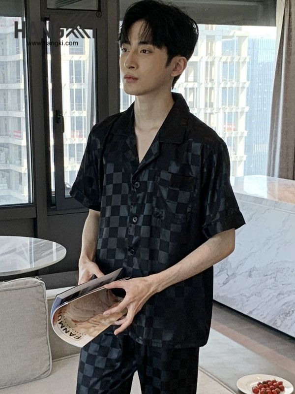 TC08 - Đồ Ngủ Pijama Nam Tay Cộc Quần Dài Lụa