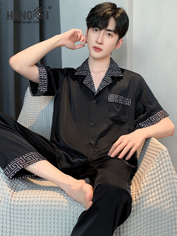 TC107 - Đồ Ngủ Pijama Nam Tay Cộc Quần Dài Lụa