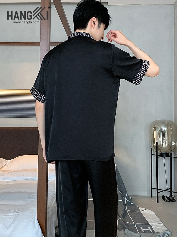 TC107 - Đồ Ngủ Pijama Nam Tay Cộc Quần Dài Lụa