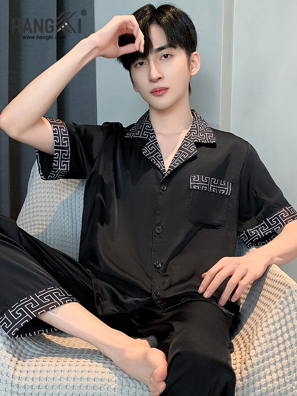 TC107 - Đồ Ngủ Pijama Nam Tay Cộc Quần Dài Lụa