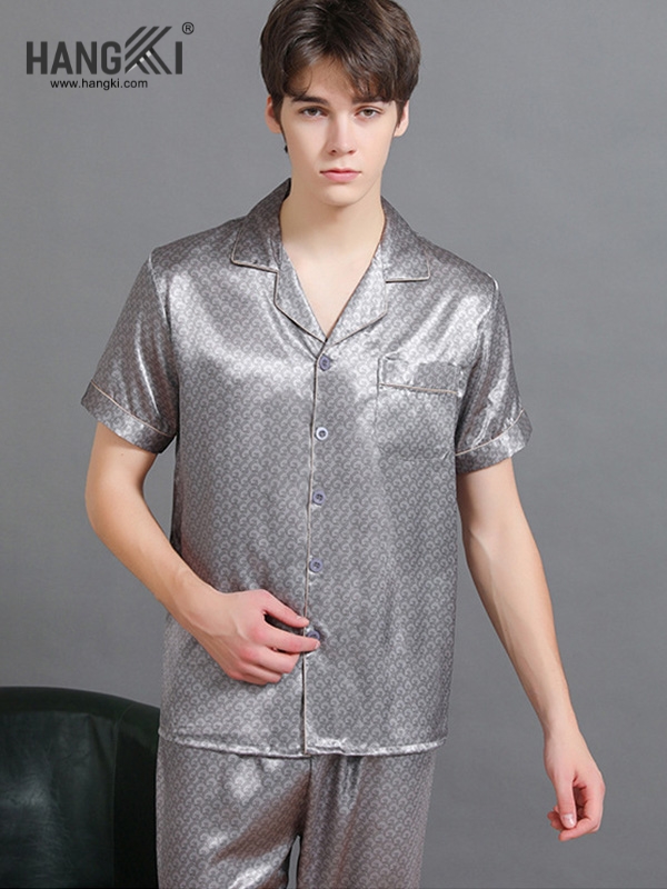 TC108 - Đồ Ngủ Pijama Nam Tay Cộc Quần Dài Lụa