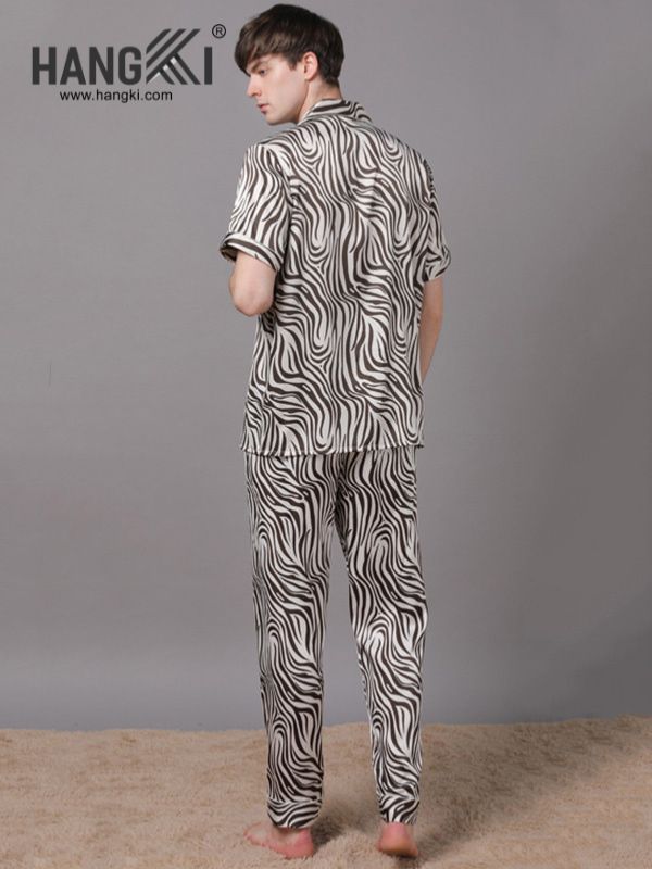 TC114 - Đồ Ngủ Pijama Nam Tay Cộc Quần Dài Lụa