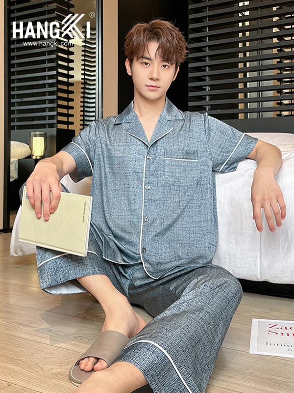 TC120 - Đồ Ngủ Pijama Nam Tay Cộc Quần Dài Lụa