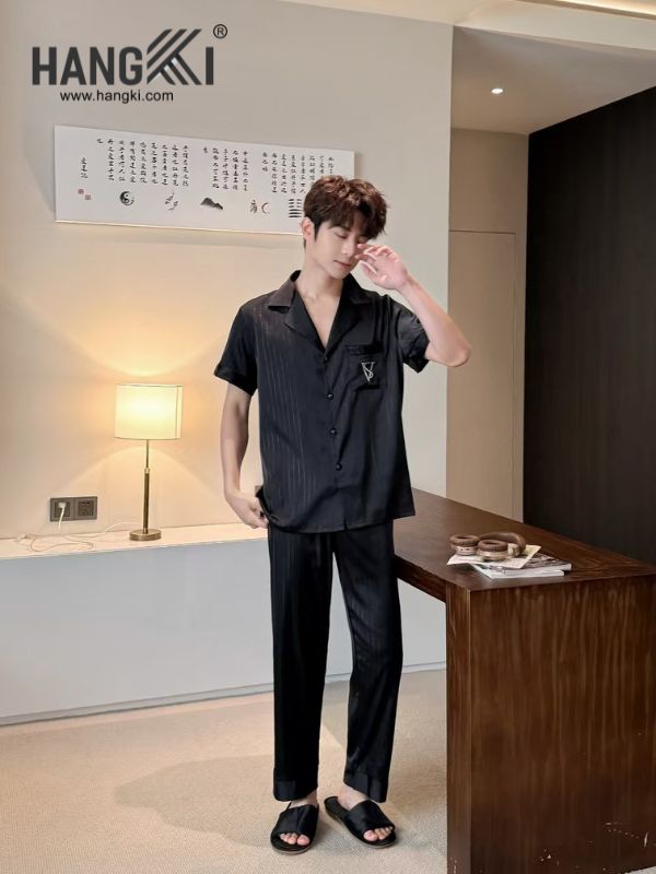 TC122 - Đồ Ngủ Pijama Nam Tay Cộc Quần Dài Lụa
