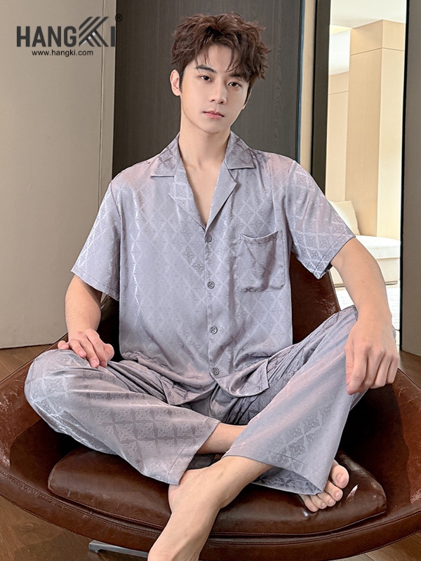 TC124 - Đồ Ngủ Pijama Nam Tay Cộc Quần Dài Lụa