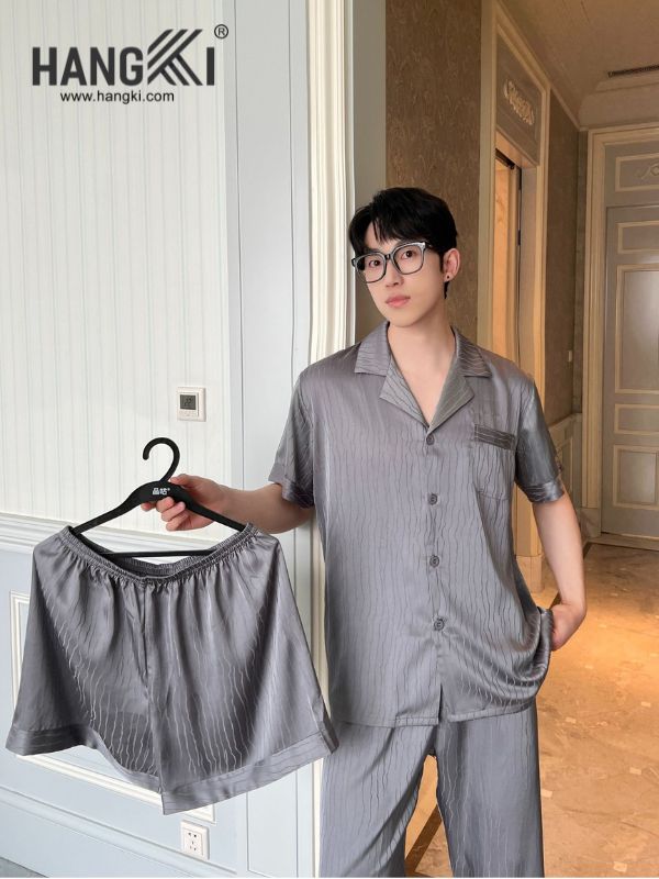 TC126 - Đồ Ngủ Pijama Nam Tay Cộc Quần Dài Lụa