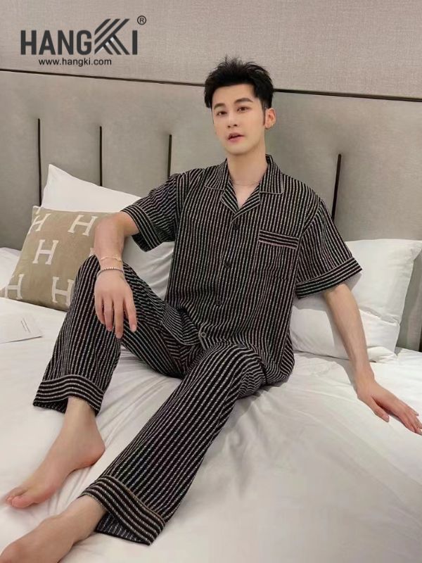 TC129 - Đồ Ngủ Pijama Nam Tay Cộc Quần Dài Lụa