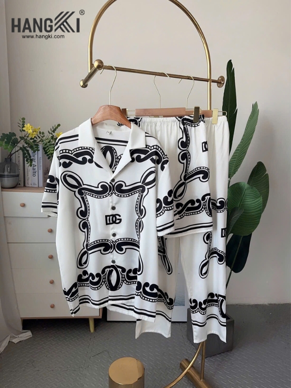 TC131 - Đồ Ngủ Pijama Nam Tay Cộc Quần Dài Lụa