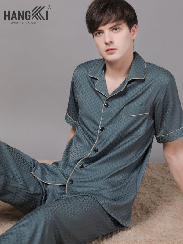 TC14 - Đồ Ngủ Pijama Nam Tay Cộc Quần Dài Lụa
