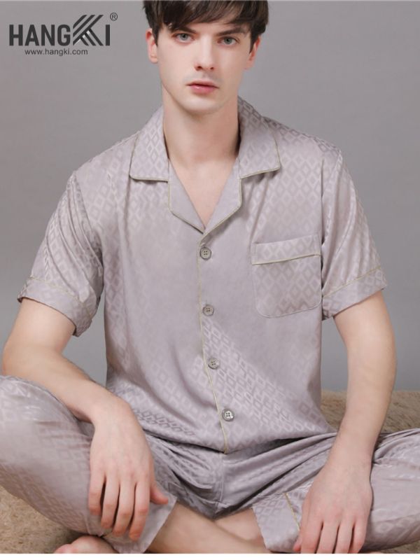 TC14 - Đồ Ngủ Pijama Nam Tay Cộc Quần Dài Lụa