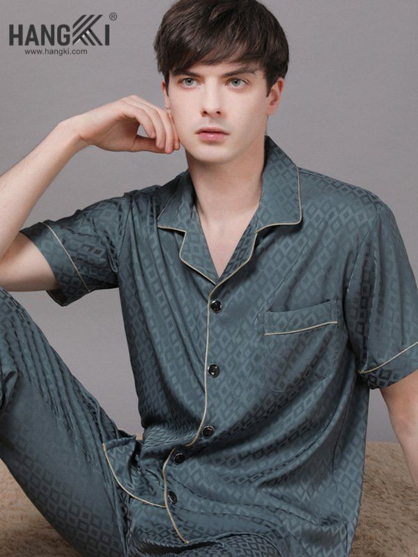 TC14 - Đồ Ngủ Pijama Nam Tay Cộc Quần Dài Lụa