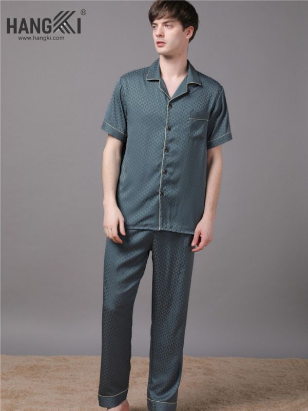 TC14 - Đồ Ngủ Pijama Nam Tay Cộc Quần Dài Lụa