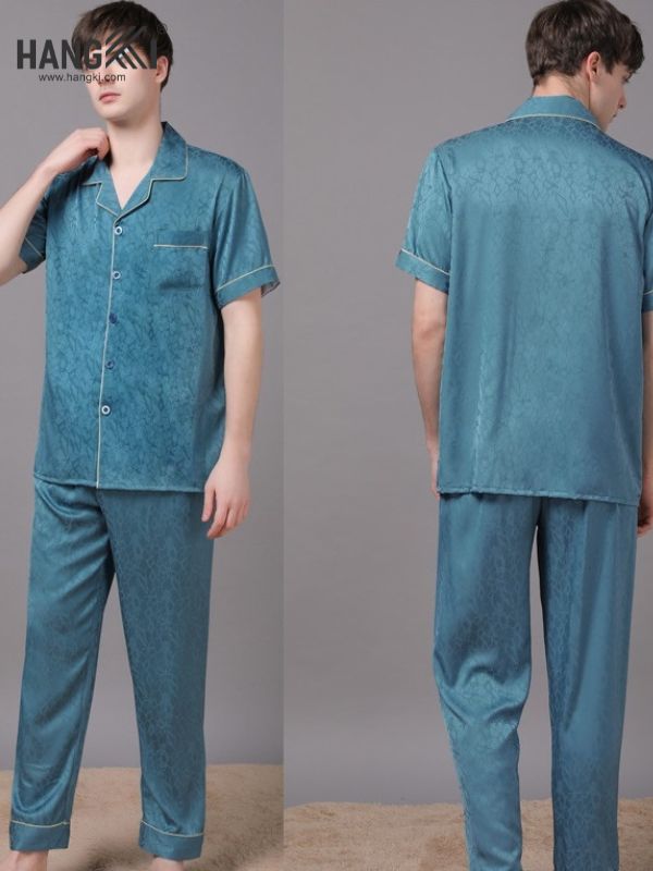 Bộ pijama lụa nam màu xanh cổ bẻ tay ngắn quần dài đứng dáng trước và sau