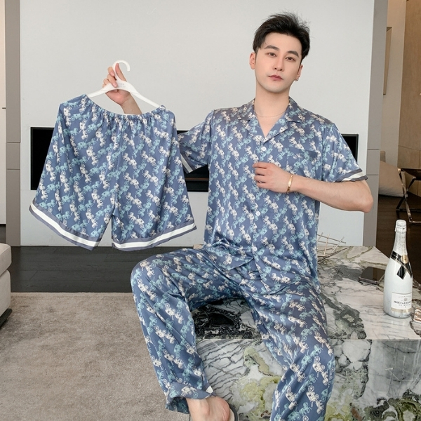 Bộ pijama lụa nam màu xanh họa tiết hoạt hình, tay ngắn quần dài kèm quần short cùng bộ