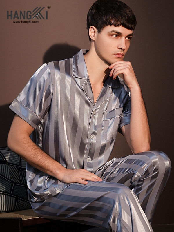 TC98 - Đồ Ngủ Pijama Nam Tay Cộc Quần Dài Lụa