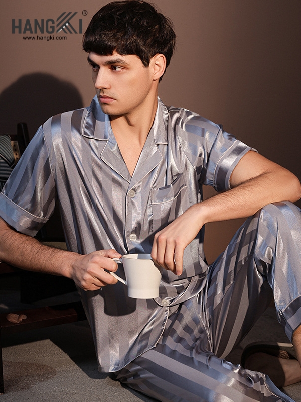 TC98 - Đồ Ngủ Pijama Nam Tay Cộc Quần Dài Lụa