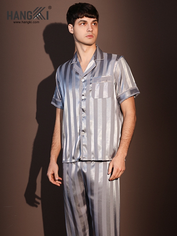TC98 - Đồ Ngủ Pijama Nam Tay Cộc Quần Dài Lụa