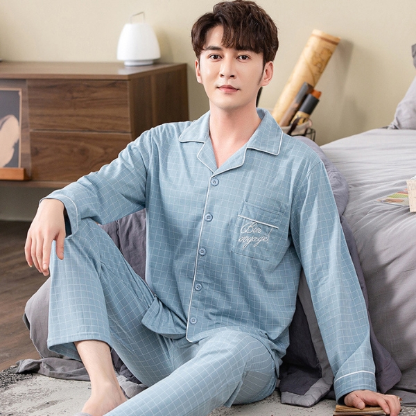 Bộ pijama nam dài tay màu xanh kẻ caro chất vải mềm mại mặc ở nhà