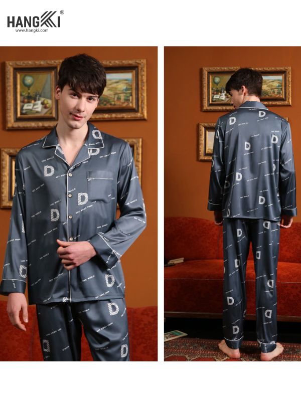 Bộ pijama lụa nam màu xanh đậm tay dài quần dài họa tiết chữ D thương hiệu Hangki