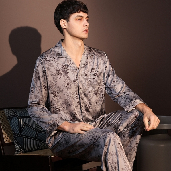 Bộ pijama lụa nam dài tay màu xám họa tiết hoa lá sang trọng