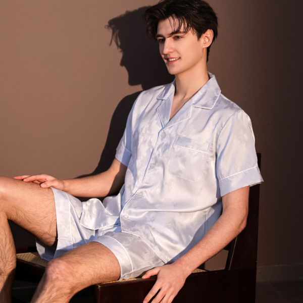 Bộ đồ ngủ nam lụa màu trắng xanh tay ngắn quần short, thiết kế cổ bẻ sang trọng
